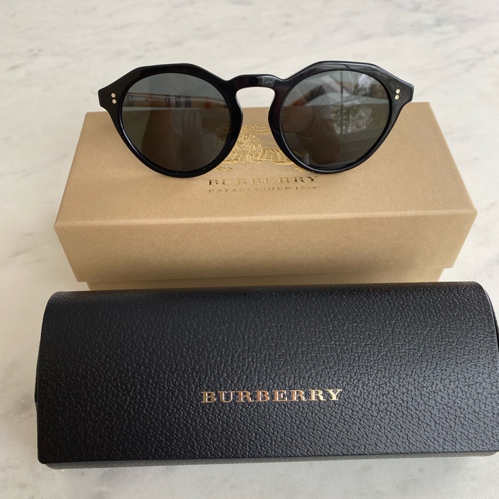 Burberry B4280 Black Sunglasses with Burberry Check Sides